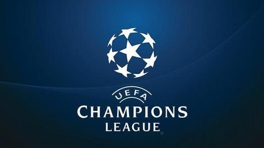 他是温州体育圈内的头号玩家 冬泳、攀岩、自行车、滑翔伞、桨板……无所不能.